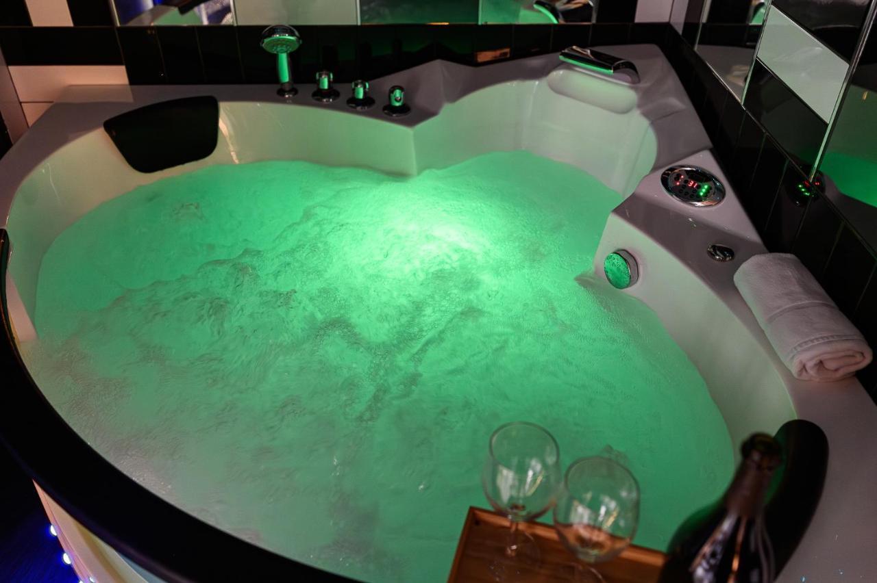 Stylish With Jacuzzi By Ndp Rent Daire Roma Dış mekan fotoğraf