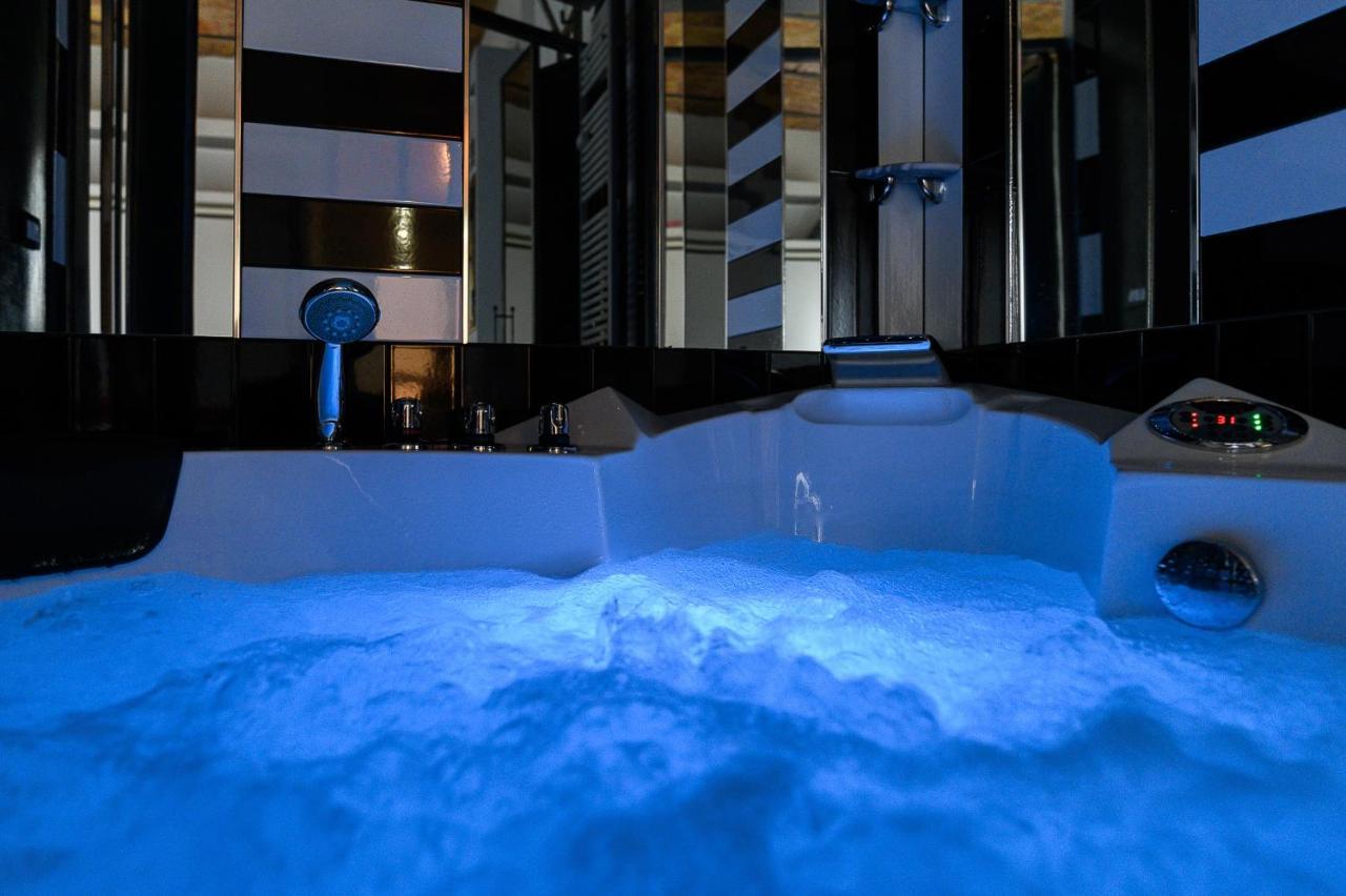 Stylish With Jacuzzi By Ndp Rent Daire Roma Dış mekan fotoğraf